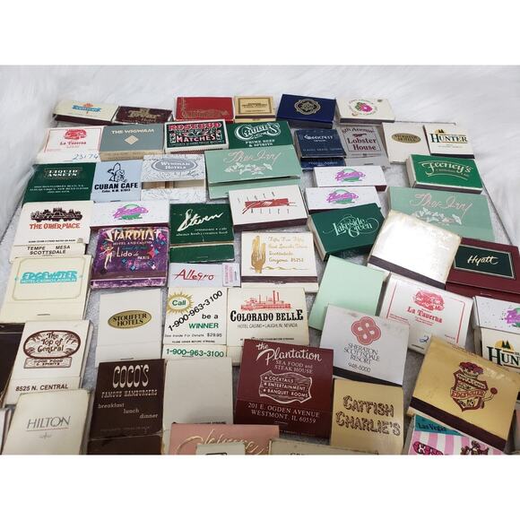 90 LOT Pin Up Art Vintage Cars Casino Matchbook Cover 1950s - 70s - Picture 2 of 11